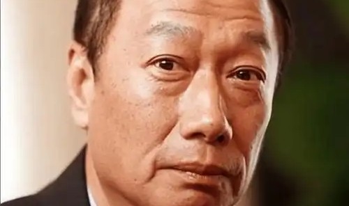 半岛体育app-富士康创始人郭台铭：“若两岸爆发冲突，我会誓死守护台湾”